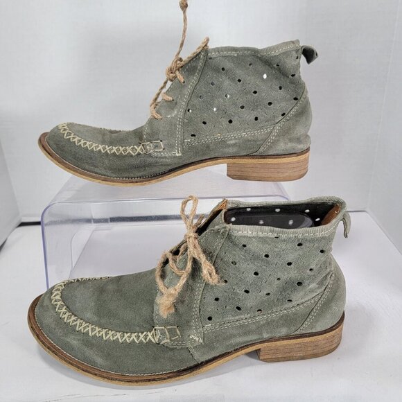 Womens 9/9.5 Olive Green Booties Relaxed Ankle Boots Boho Cottagecore Earthy - Picture 2 of 9